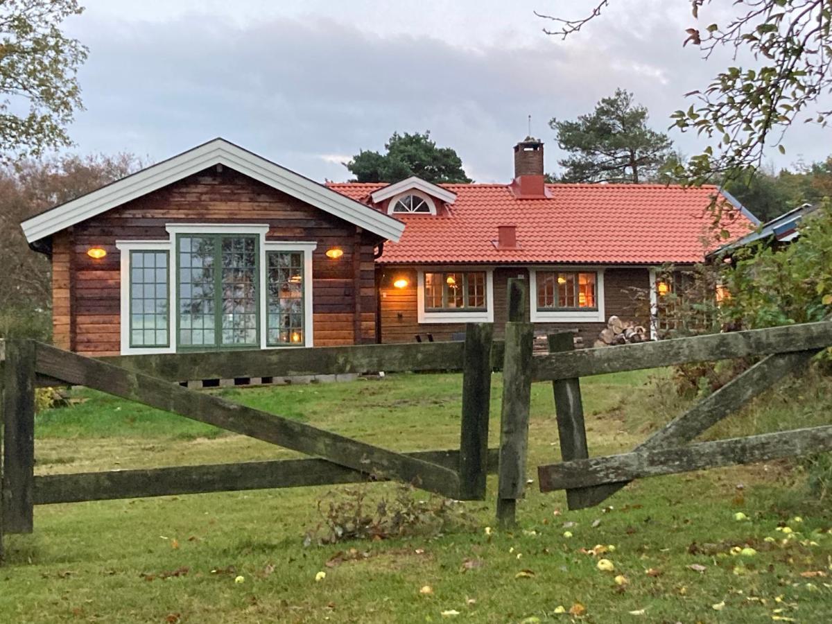 Sjoestugan Vallersvik Frillesås Zewnętrze zdjęcie